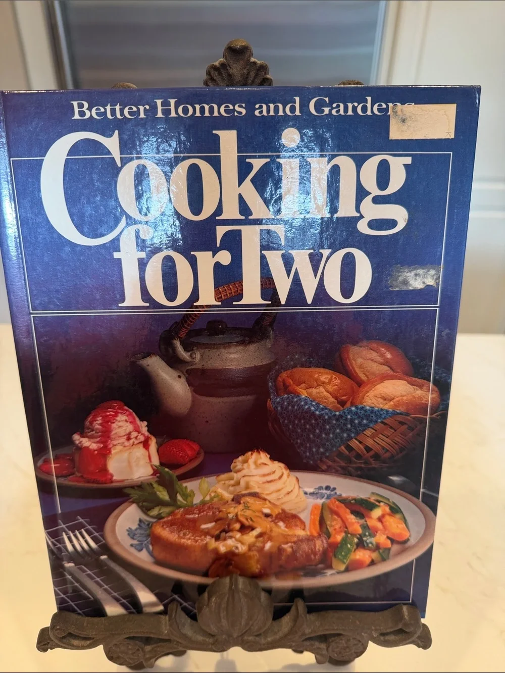 Better Homes and Gardens Cooking for Two Cookbook 1982 Hardcover Meredith Books